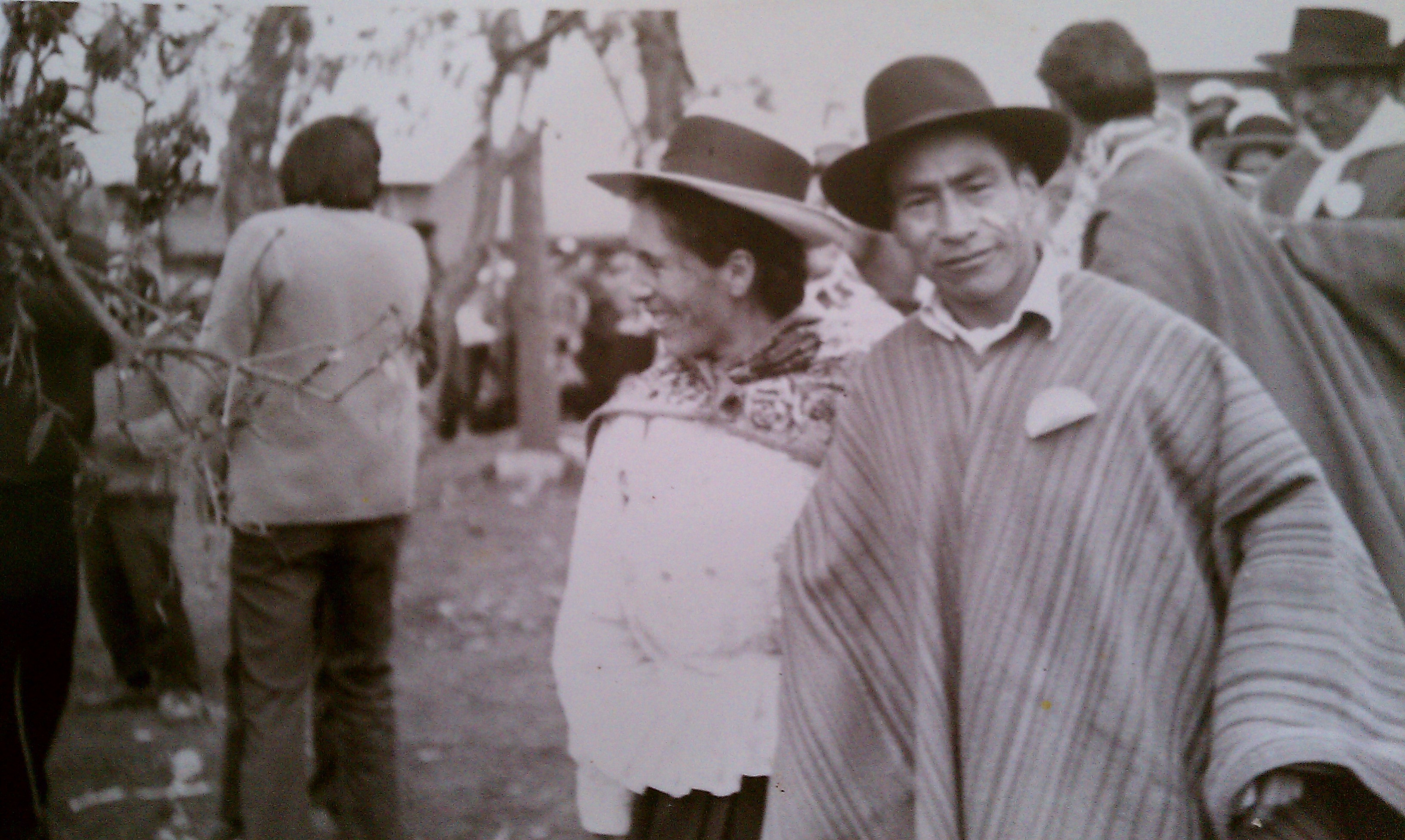 Invitación a Misa de Honras: SRA. NICOLASA YURIVILCA VDA DE TINOCO (QEPD) y SR. JAVIER TINOCO MAGNO (QEPD)